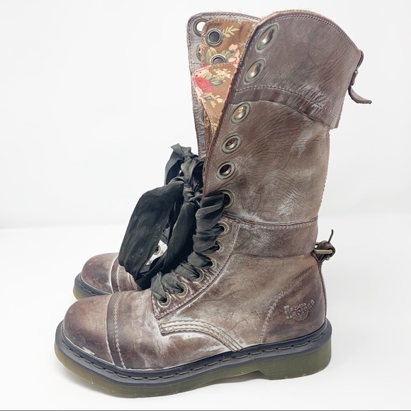 Dr. Martens Shoes - Dr. Martens • Triumph 1914 Massai Leather Boots